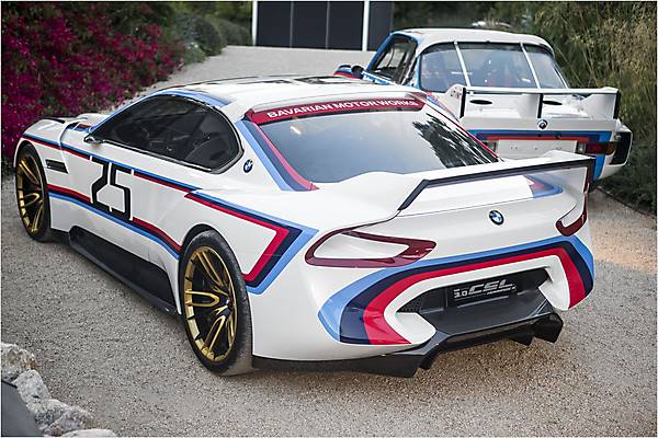 Видео BMW 3,0 CSL Hommage R Concept