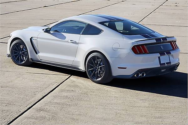 Ford Mustang Shelby GT350, 600x400px, img-2