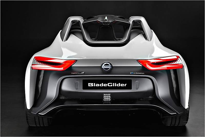 Nissan BladeGlider Concept, 800x533px, img-4