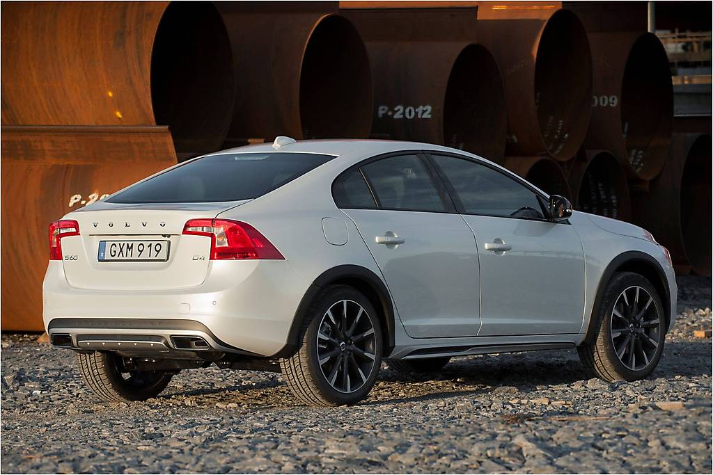 Volvo S60 Cross Country, 1024x683px, img-2